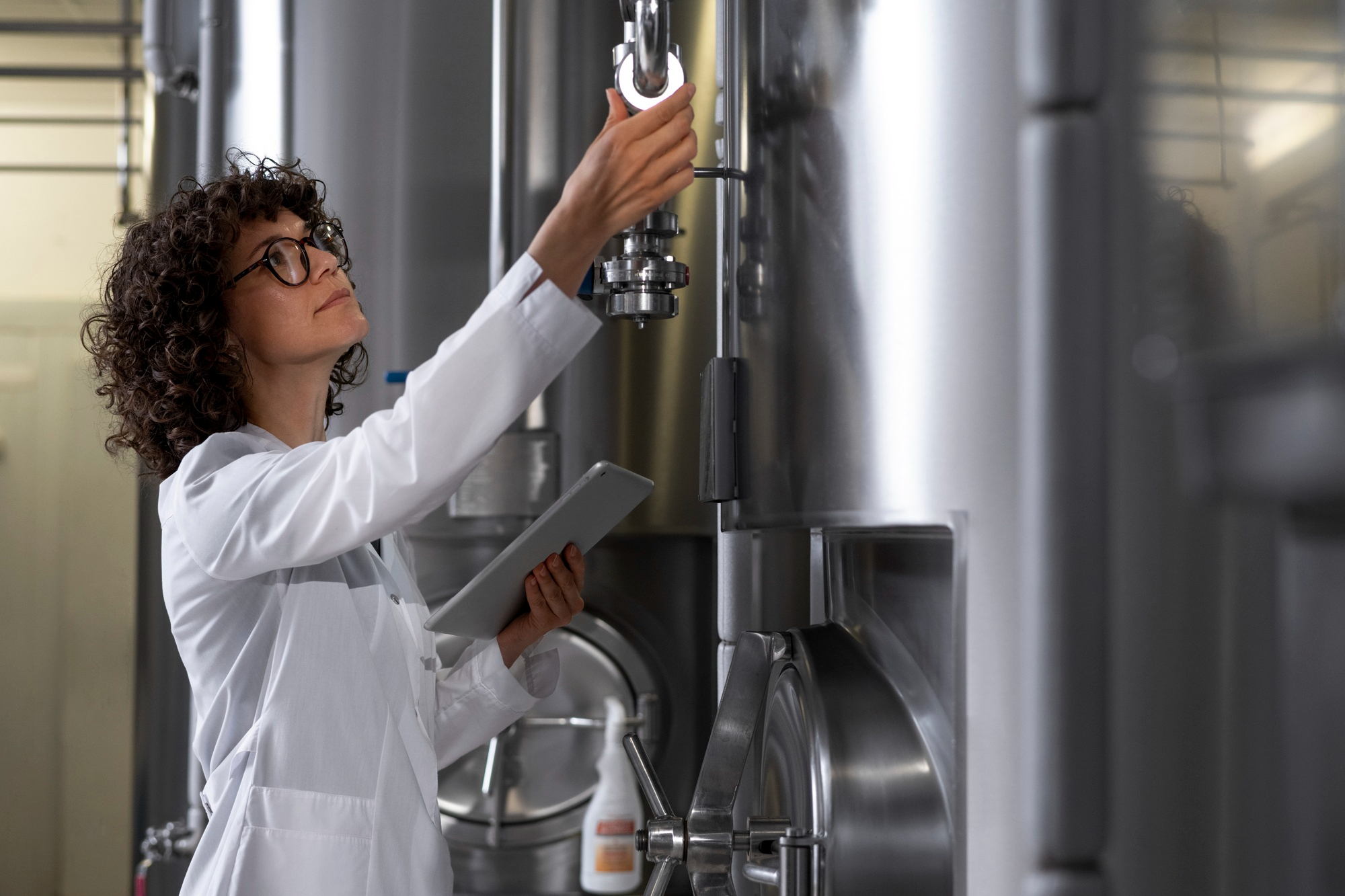 Les fiches métiers Crit Pharmaceutique : le Technicien de fabrication